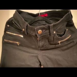 Jennifer Lopez capri jeans